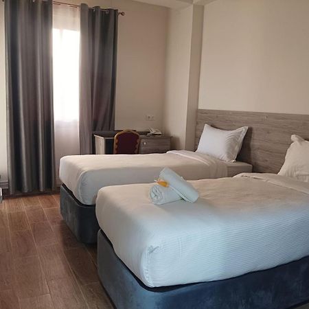 Nour Echames Hotel - Cheraga エクステリア 写真